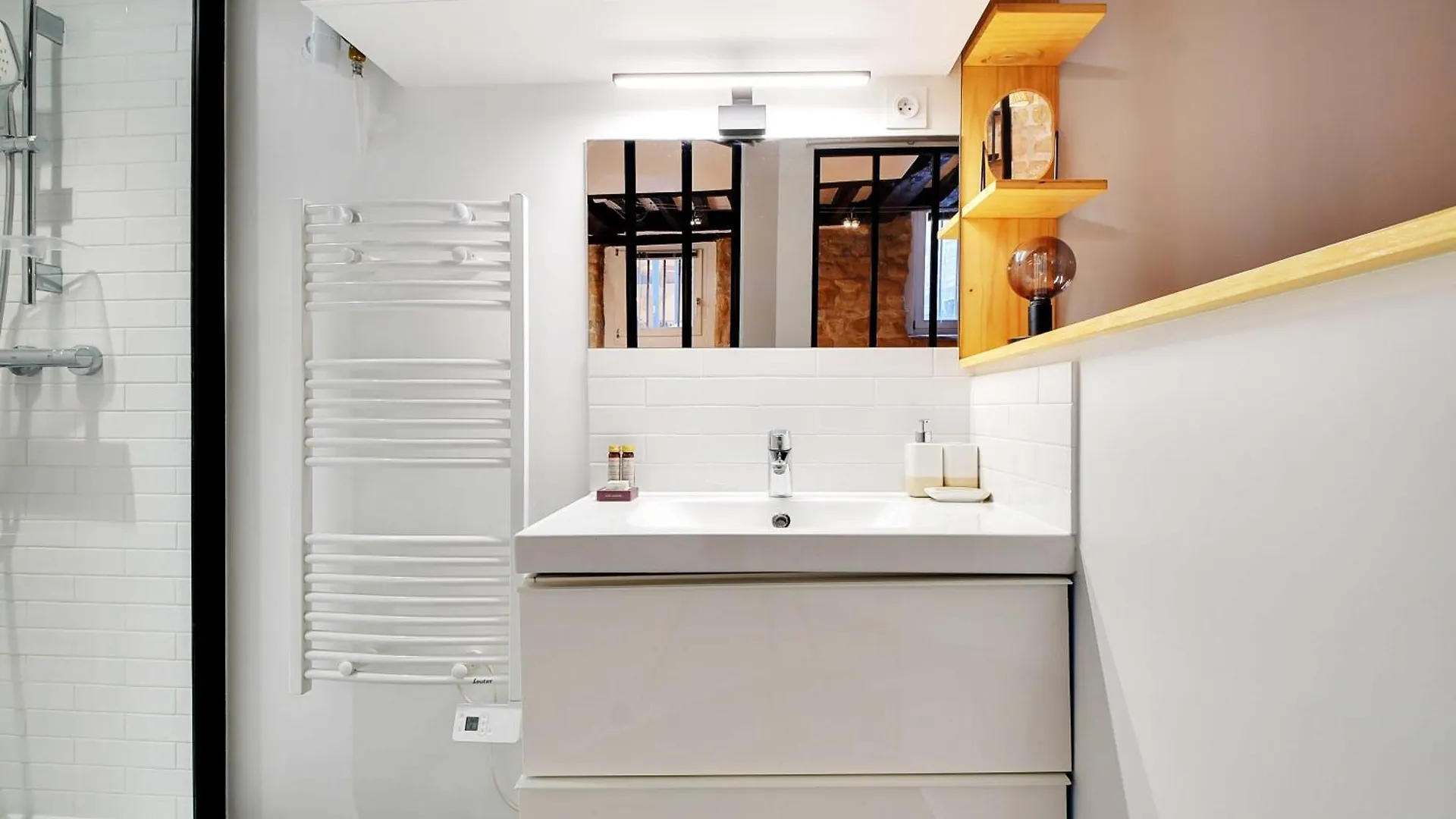Cosy Hut In The Middle Of Bastille Apartment